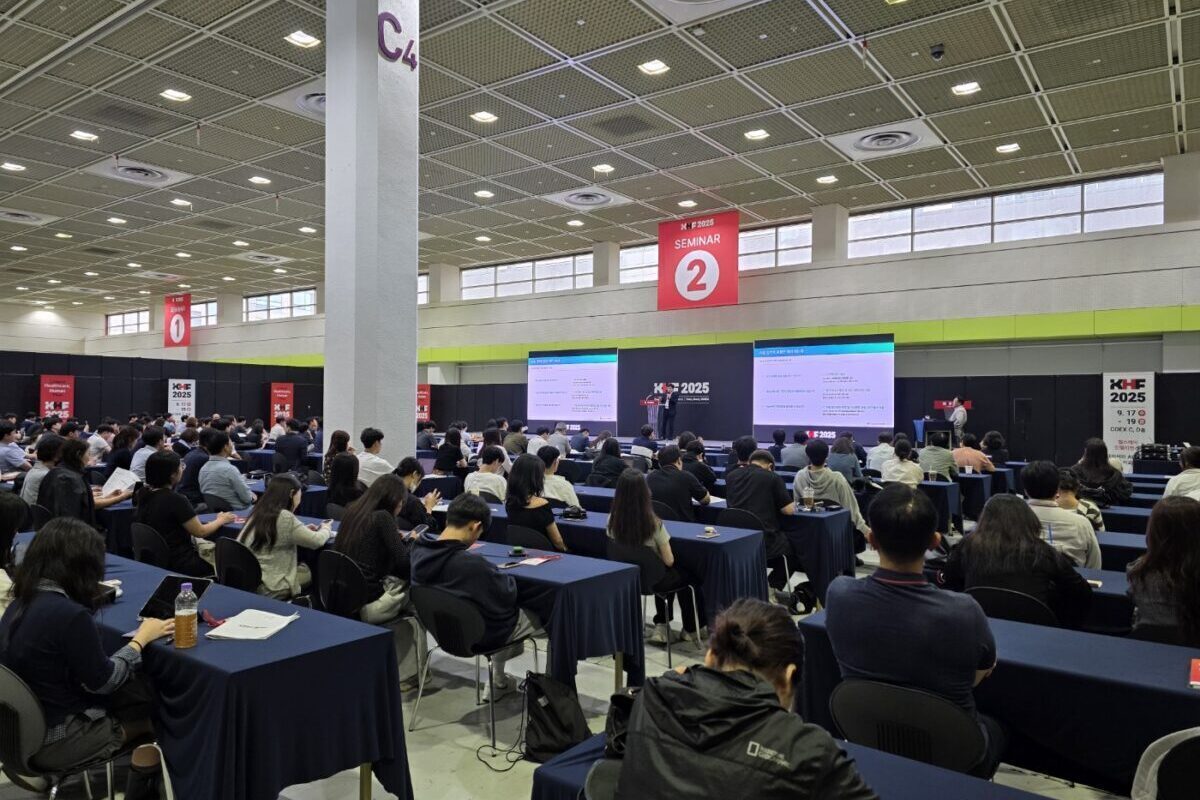 CloudNetworks Presents AI Security Solutions for Medical Institutions at 2025 Korean Hospital Information Association Seminar